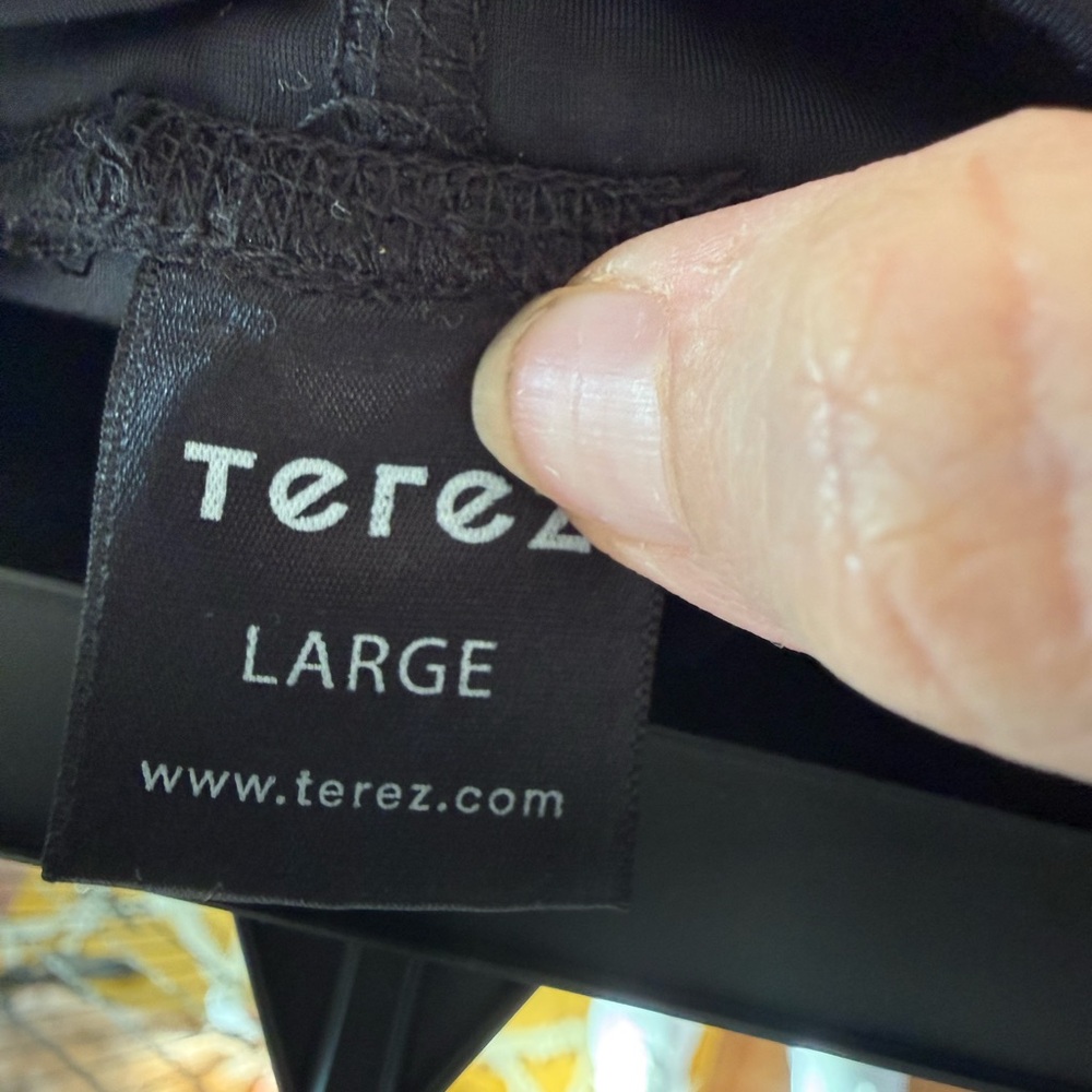 Terez Black and Silver Star Foil Leggings - Picture 5 of 7